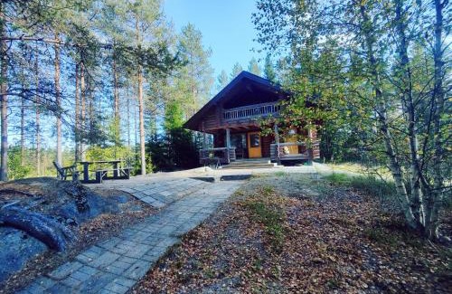 Alavus Ski Chalet | Cozy Kalliorinteen Mökit Ruskapirtti: Family & Pet-Friendly Stay