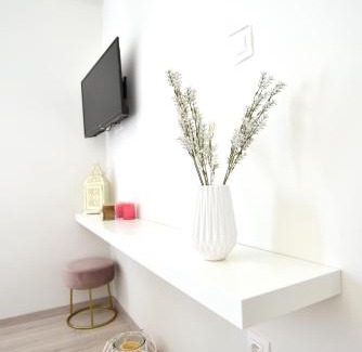 Galaxidi Apartment | Unforgettable Stay at Kallisti: Oceanfront Bliss & 9.8 Rating