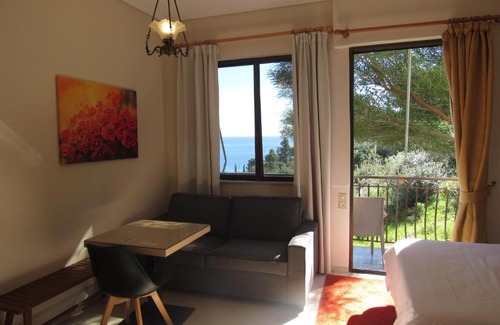 Mavrovouni Apartment | Charming Kallisto Studios: Guest Rated 9.4 & Breakfast Included