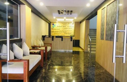 Kasaragod Hotel | Budget-Friendly Kalluvalappil Holiday Inn with Family Amenities