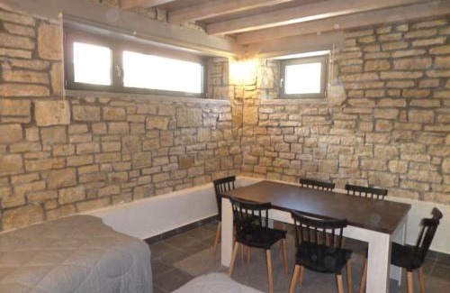 Pogoni Apartment | Experience Kalpaki Stone Apartment 2: Top-Rated Family Retreat