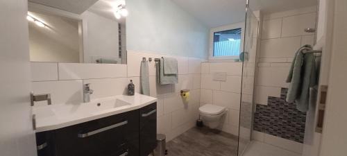 Glor House | Discover Kalser Eck: Pet-Friendly Haven with Breakfast & Hot Tub