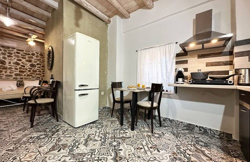 Kouroutai Apartment | Kalykas Pool Apartment