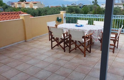 Eleonas House | Family-Friendly Kalypso Home by Dimitropoulos - Rated 9.2
