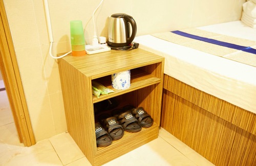 Mong Kok House | Kam Fu Guest House