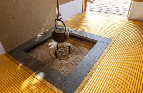 Kamakura Villa | Discover Kamakura Base: 4-Star Retreat with Hot Tub