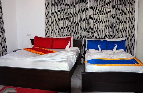 Bolgoda Hotel | Relax at Kamaro Holiday Resort with Family-Friendly Amenities