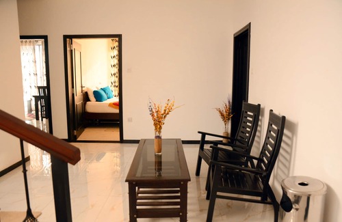 Bolgoda Hotel | Relax at Kamaro Holiday Resort with Family-Friendly Amenities