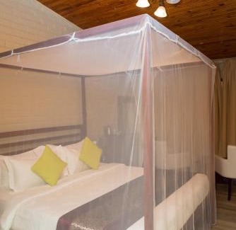 Senga Hotel | Relax by the Ocean at Kambiri Beach by Serendib Resort