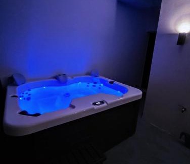 Alithini Apartment | Top-Rated Kambos Nature View Apartment with Hot Tub