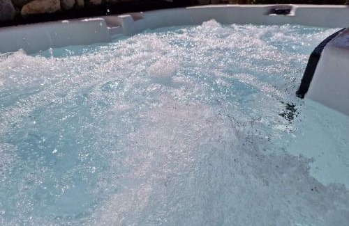 Alithini Apartment | Top-Rated Kambos Nature View Apartment with Hot Tub