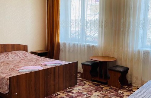 Anapa Hotel | Oceanfront Kamelia na Astrakhanskoy 8 with Kitchen Access