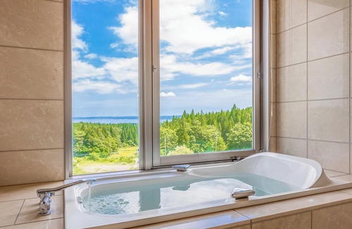 Noheji House | Eco-Friendly Retreat at KamenoI Hotel Aomori Makado