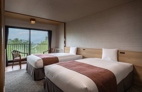 Nikko House | Discover Kamenoi Hotel Okunikko: 4-Star Family Retreat