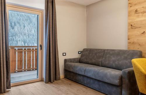 Campitello di Fassa Apartment | Guest Rated 10/10 at Residence Kamerloy F - Pet & Child Friendly
