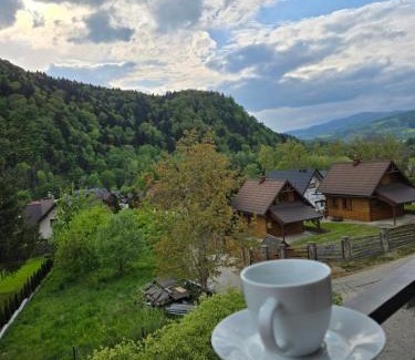 Polany House | Pet-Friendly Retreat at Kamila – Rated 9/10 by Guests