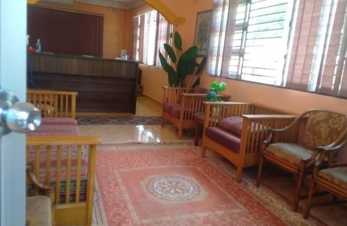 Lumut Hotel | Budget-Friendly Kamila Teluk Senangin with Breakfast Included