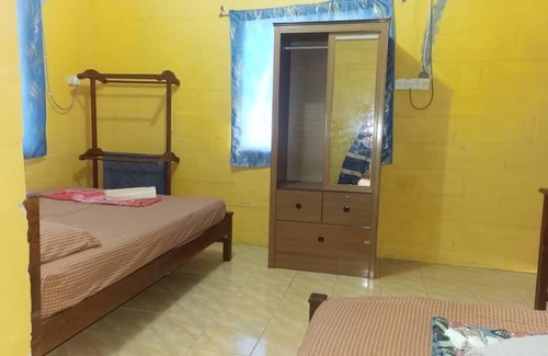 Lumut Hotel | Budget-Friendly Kamila Teluk Senangin with Breakfast Included