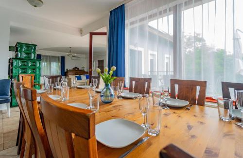 Balatonkenese Apartment | Discover Family-Friendly Comfort at Kamilla Villa