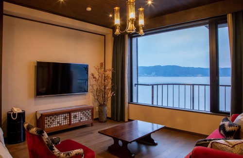 Kamisuwa Onsen House | Relaxing Kamisuwa Onsen Hotel Shinyu with Spa & Hot Tub