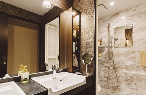 Kamisuwa Onsen House | Relaxing Kamisuwa Onsen Hotel Shinyu with Spa & Hot Tub