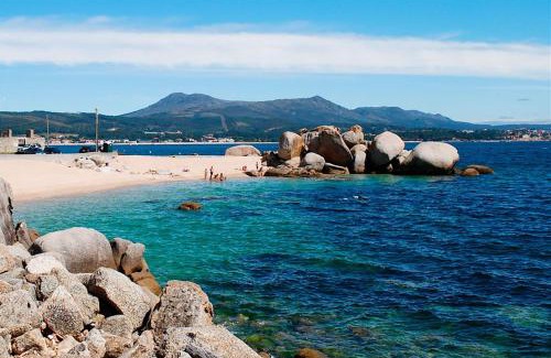 Puebla del Caraminal Other | Discover Kampaoh Ría de Arosa Playa with Family-Friendly Dining