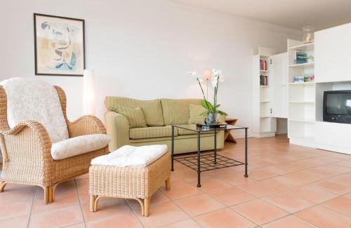 Kampen Apartment | Experience Oceanfront Comfort at Kampbarg-51 Hotel