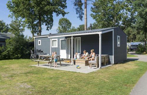 Rheeze Resort | Explore Kampeerdorp de Zandstuve with Pool & Hot Tub