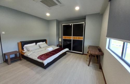 Miri Apartment | Family-Friendly KAN JIA: Guest Rated 9/10 for Comfort