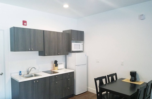 Kanab Hotel | Guest Rated 9.8: Kanab Suites with Kitchen & Breakfast