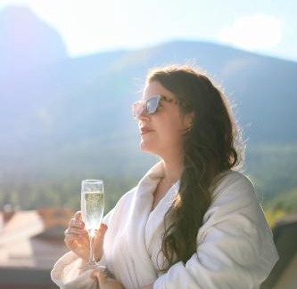 Kananaskis Hotel | Experience Kananaskis Mountain Lodge: 4-Star Retreat With Spa