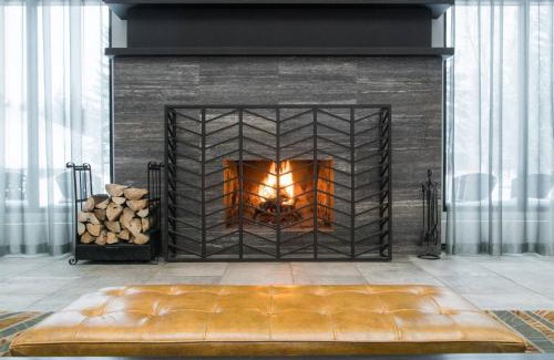 Kananaskis Hotel | Experience Kananaskis Mountain Lodge: 4-Star Retreat With Spa