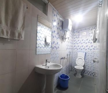 Darjeeling Bed & Breakfast | Kid-Friendly Kanari B&B with Great Guest Reviews