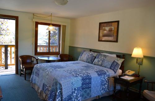 Lincoln Hotel | Relaxing Kancamagus Lodge with Pools and Ocean Views