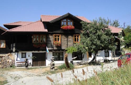 Elena House | Explore Kandaphery Guest Houses: Pet Friendly & Family-Focused