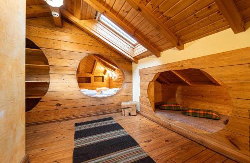 Elena House | Explore Kandaphery Guest Houses: Pet Friendly & Family-Focused