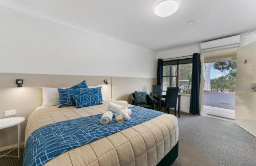 Kandos Hotel | Discover Kandos Fairways Motel: Pet-Friendly Comfort Awaits