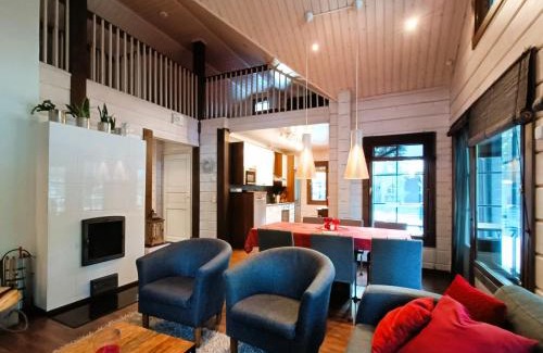 Syote House | Family-Friendly Kanerva: A 4-Star Retreat Awaits You