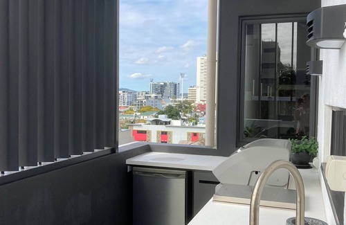 Kangaroo Point Apartment | Kangaroo Cliffs: 2 Bed, 2 Bath Near All Attractions