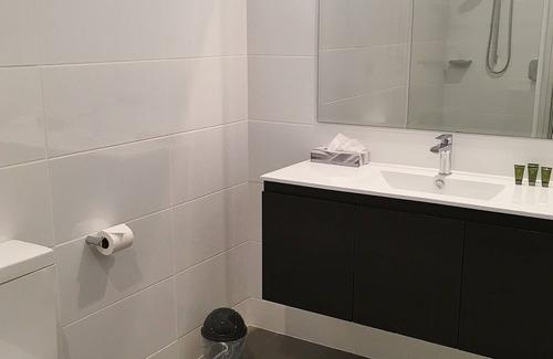 Kingscote Hotel | Explore Kangaroo Island Seaside Inn: Family-Friendly Retreat