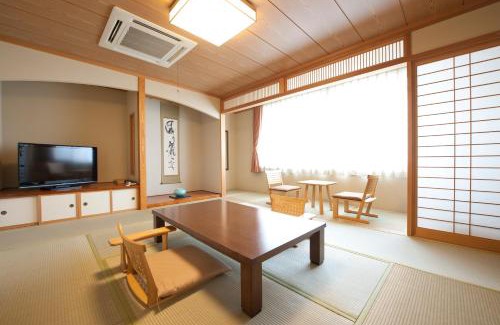 Obihiro Hotel | Relax at Kangetsuen: 4-Star Spa Retreat for Families