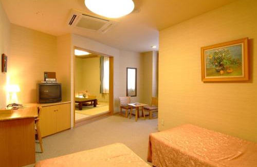 Obihiro Hotel | Relax at Kangetsuen: 4-Star Spa Retreat for Families