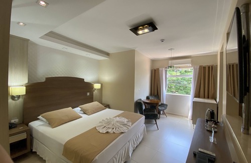 Santo Antonio da Platina Hotel | Discover Kanoa Hotel: Pool, Spa, and Family-Friendly Fun