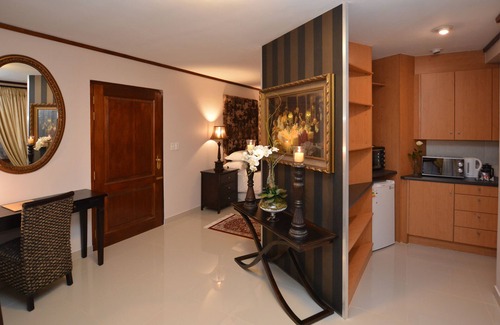 Eikenbosch House | Experience Unmatched Comfort at Ridgeworth Boutique Guesthouse