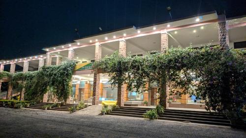 Bagalkot Resort | Inviting Kanthi Resorts Badami: Pool & Spa Getaway Awaits