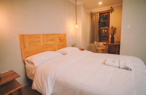 Moyobamba Hotel | Pet-Friendly Kantu Garden Lodge with Ocean View & Pool
