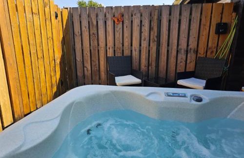 Blairgowrie Cabin | Relaxing Retreat at Kaoglen Zen in Dunkeld - Route 500