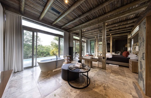 Thorny Bush Game Reserve Cabin | Indulge at Kapama Karula - 5-Star Luxury with Spa & Pool