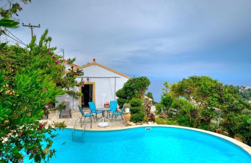 Longos House | Kapassa House