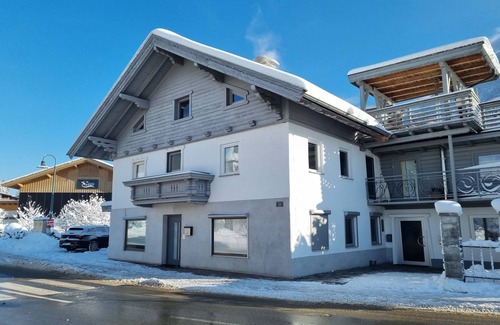 Bad Haering Apartment | Relax at Kapellenblick: Lake View & Spa Retreat Awaits